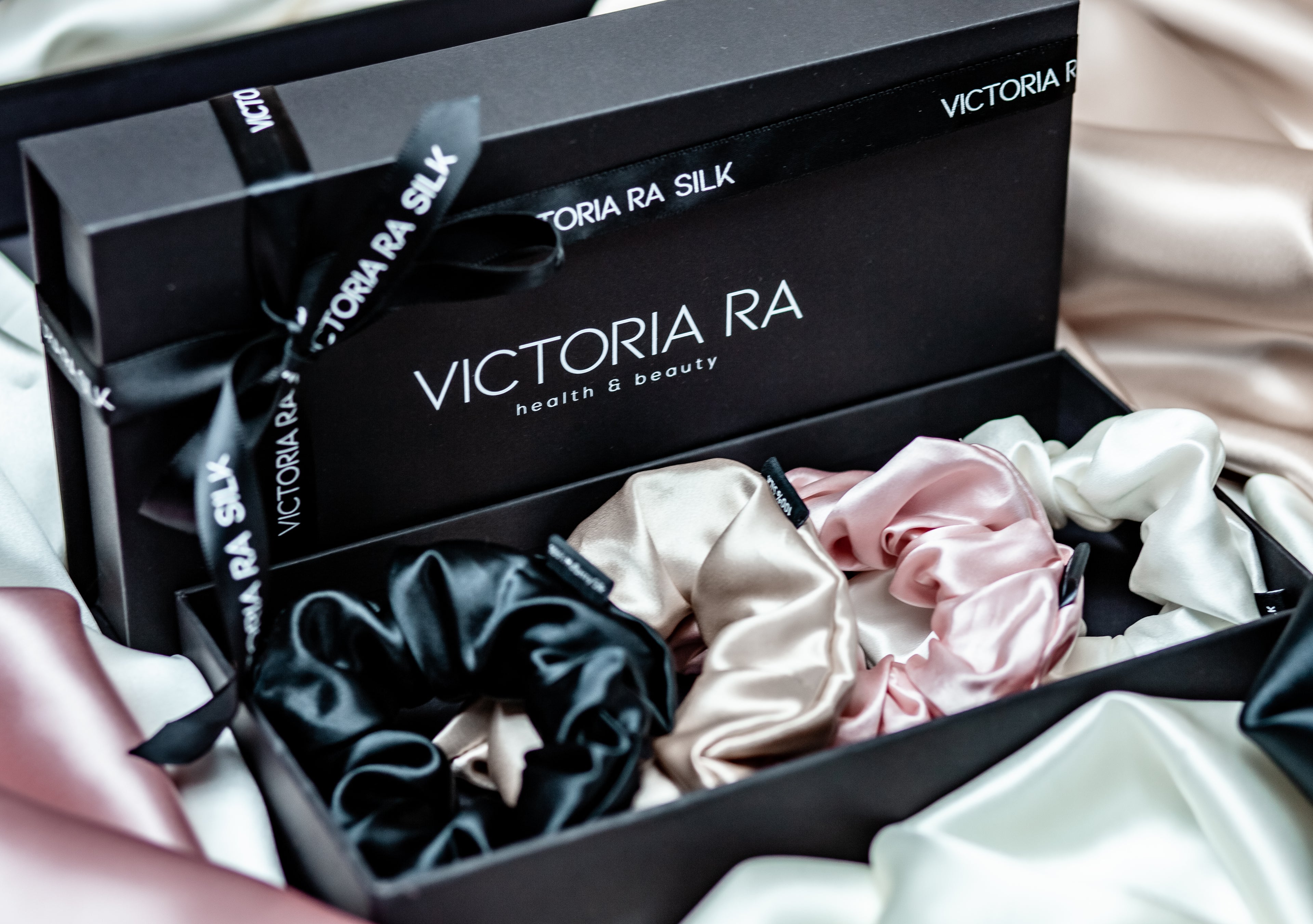 Luxury 22mm Mulberry Silk Hair Scrunchies Gift Box - 4 Big Size Scrunchies