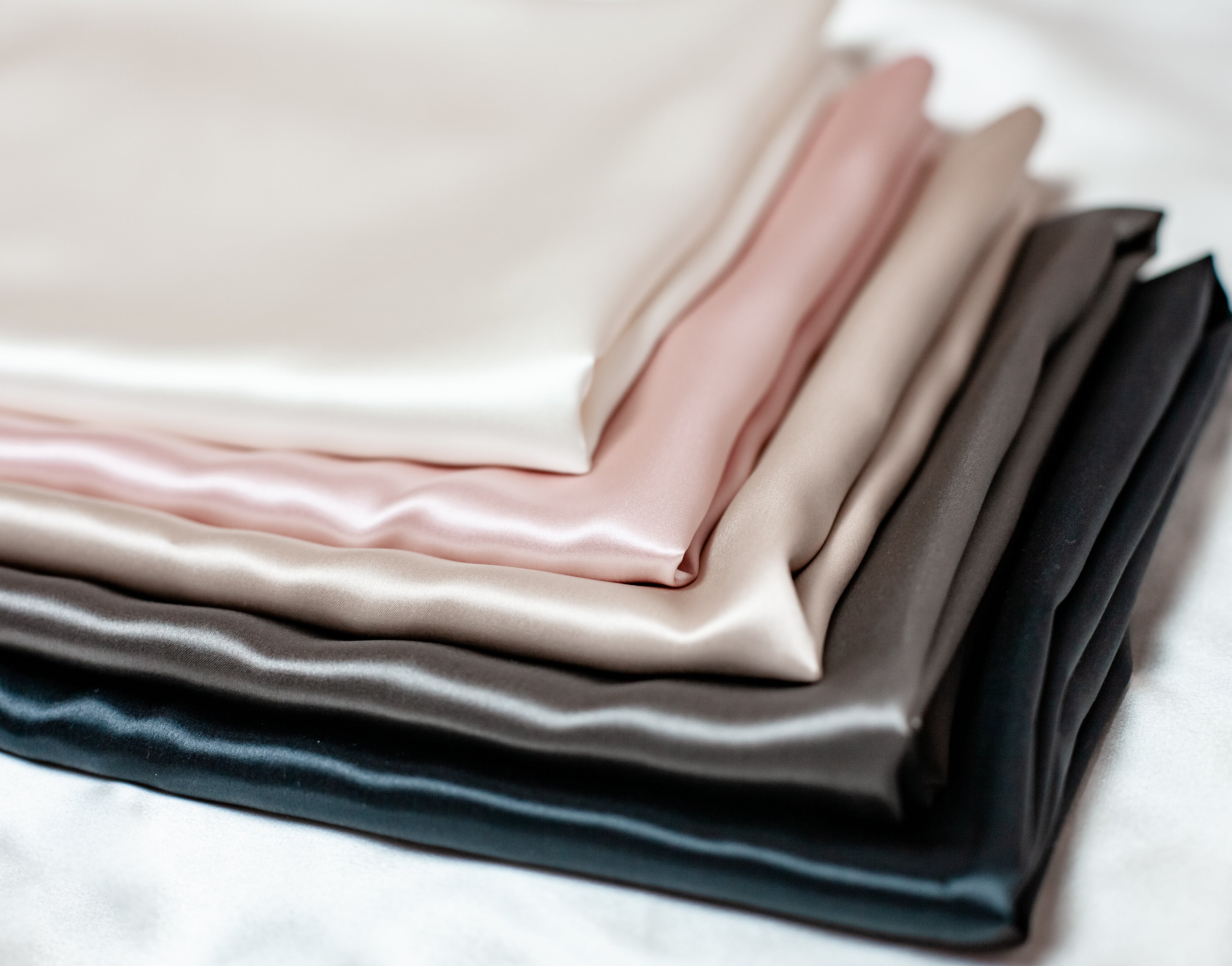 Silk Pillowcase Set – Buy 2 & Save !!!